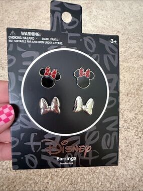 NWT Disney Earrings